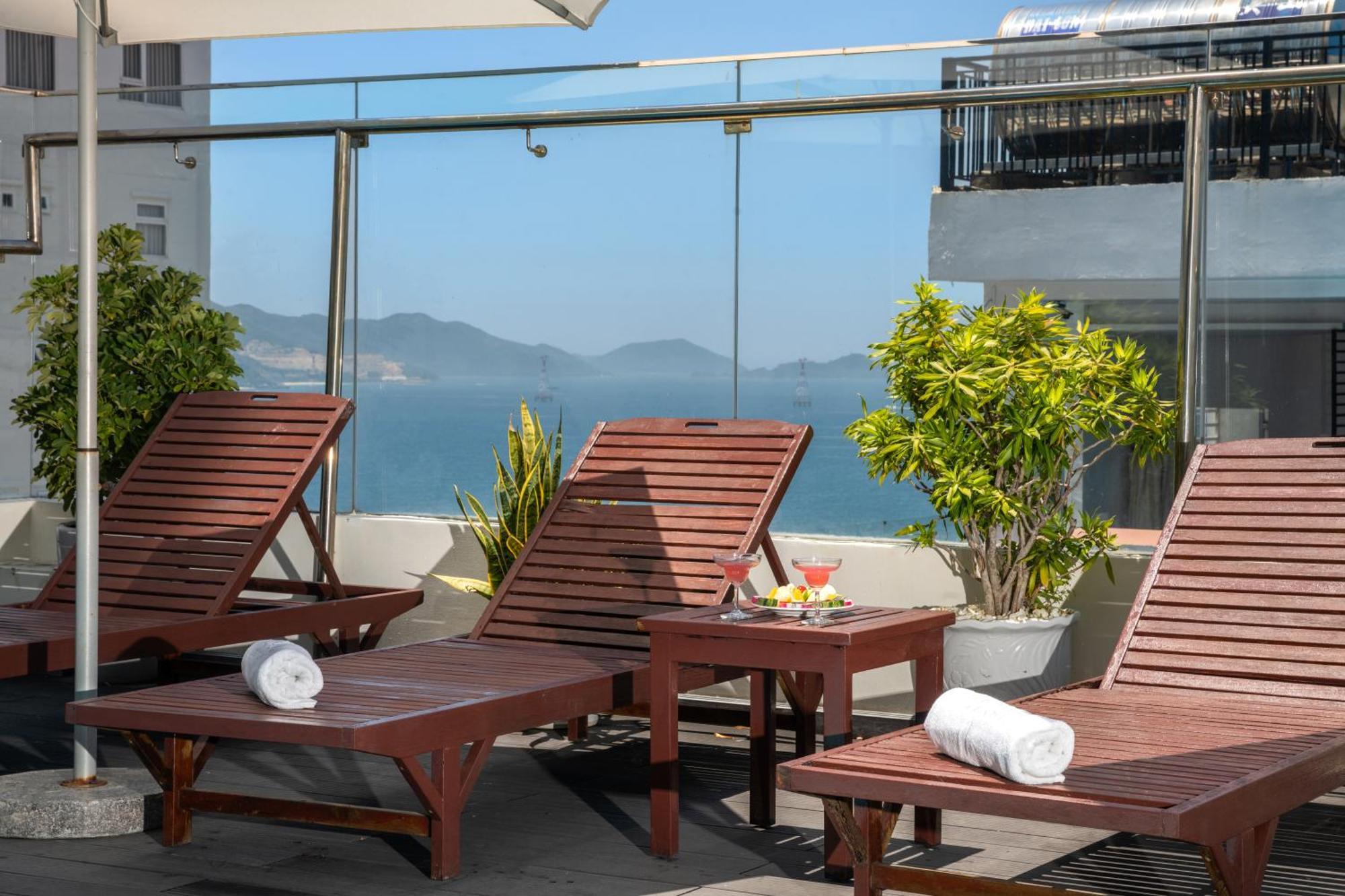 Sochi Hotel Nha Trang Exterior foto